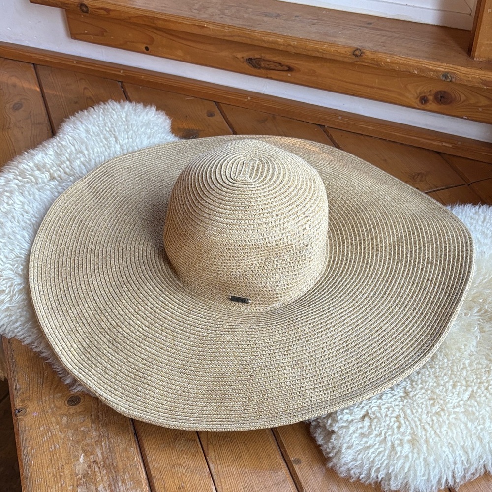 Vintage Oversized Straw Hat